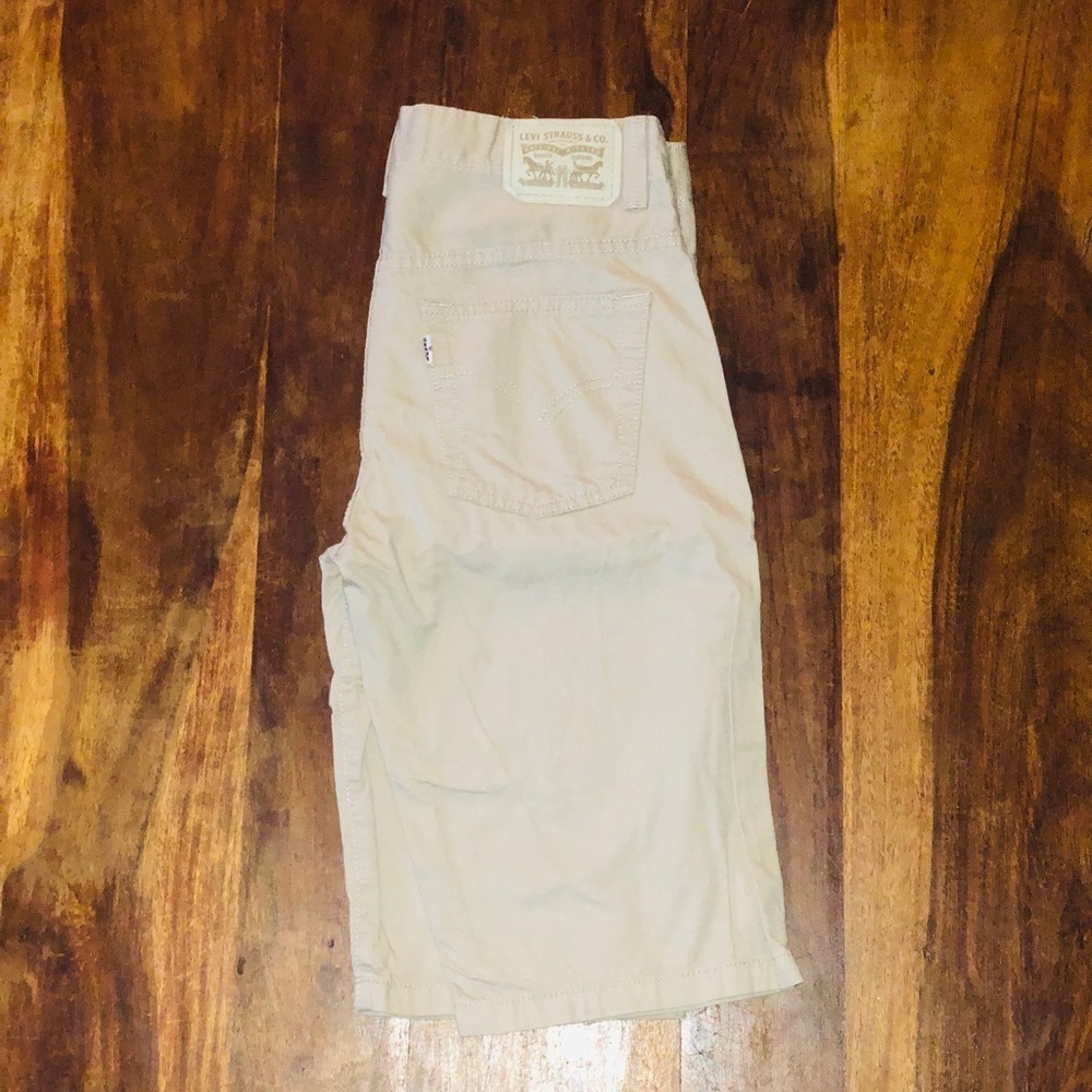 Levi’s shorts size 14